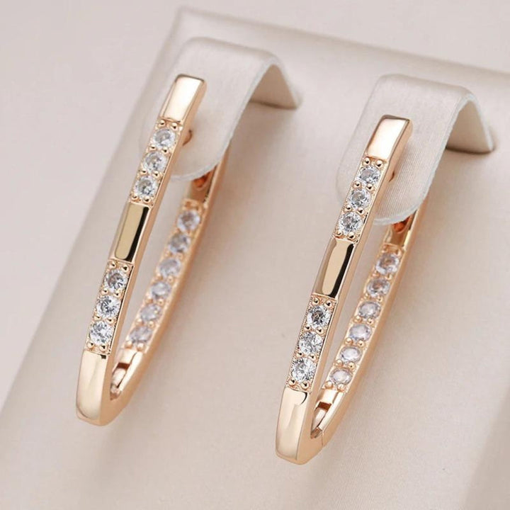 CLARITA™ - Elegant Zirconia Earrings in Gold
